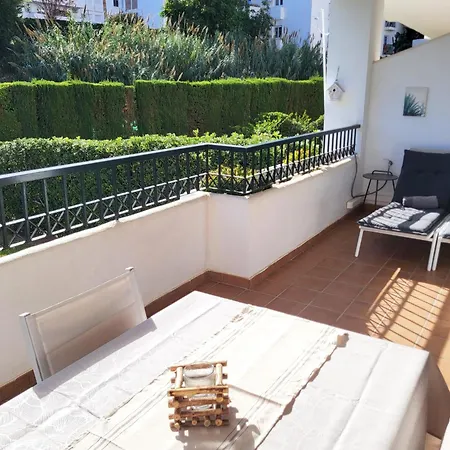 Luxury Garden - Walking Distance To The Sea Sitio de Calahonda