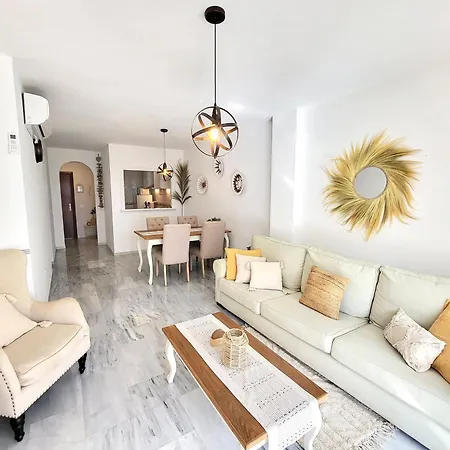 Luxury Garden - Walking Distance To The Sea * Sitio de Calahonda