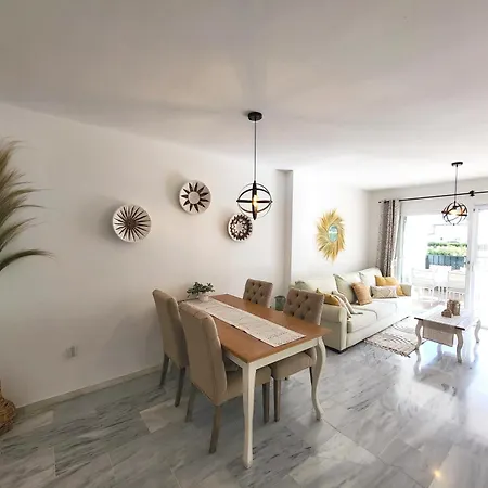 Luxury Garden - Walking Distance To The Sea Apartment Sitio de Calahonda